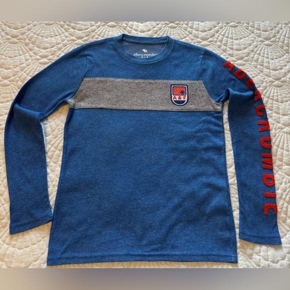Abercrombie Kids Long Sleeve- Kids Size 9/10 - Picture 1 of 11